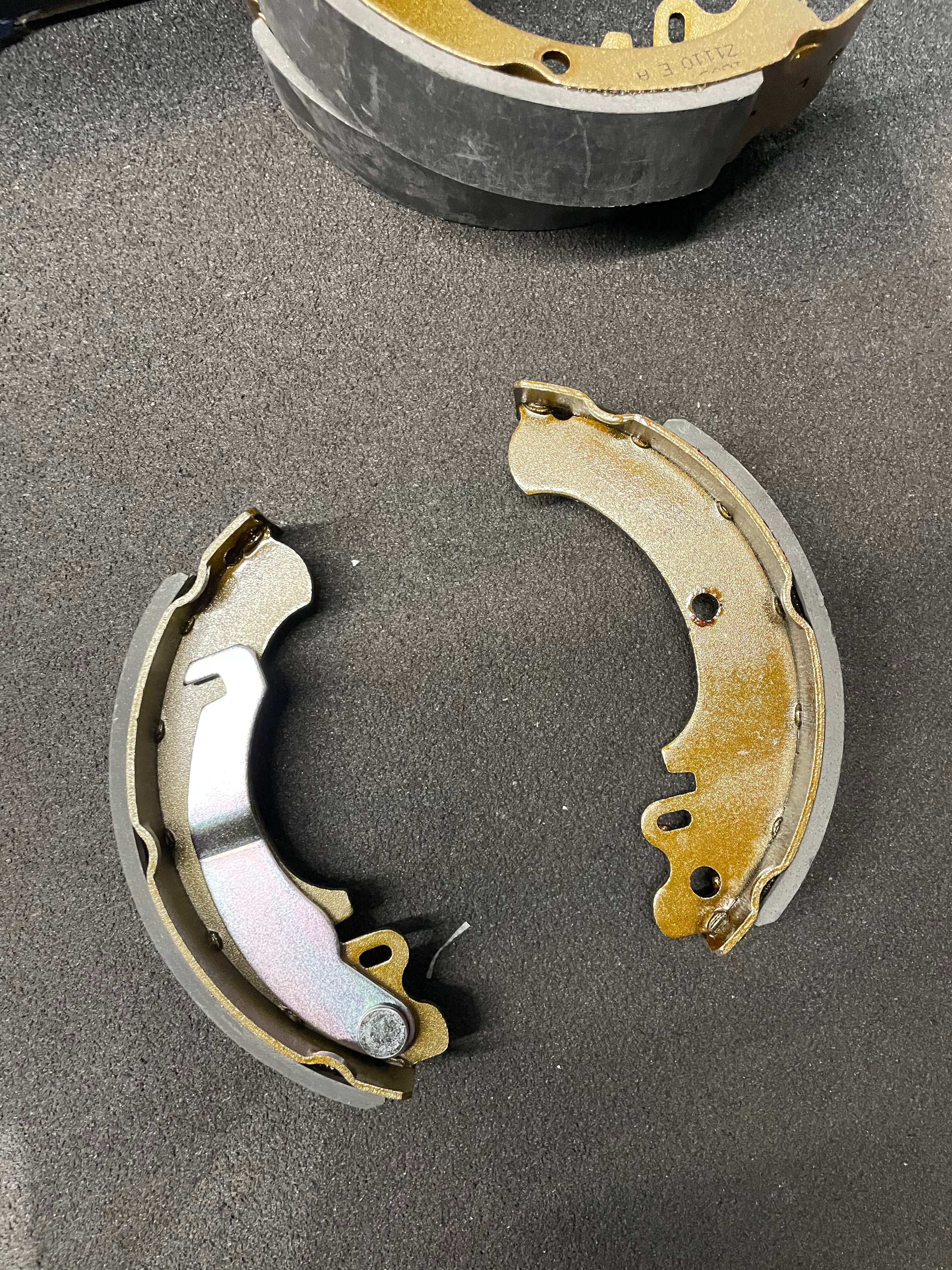 Bromsbackar bak - RMS