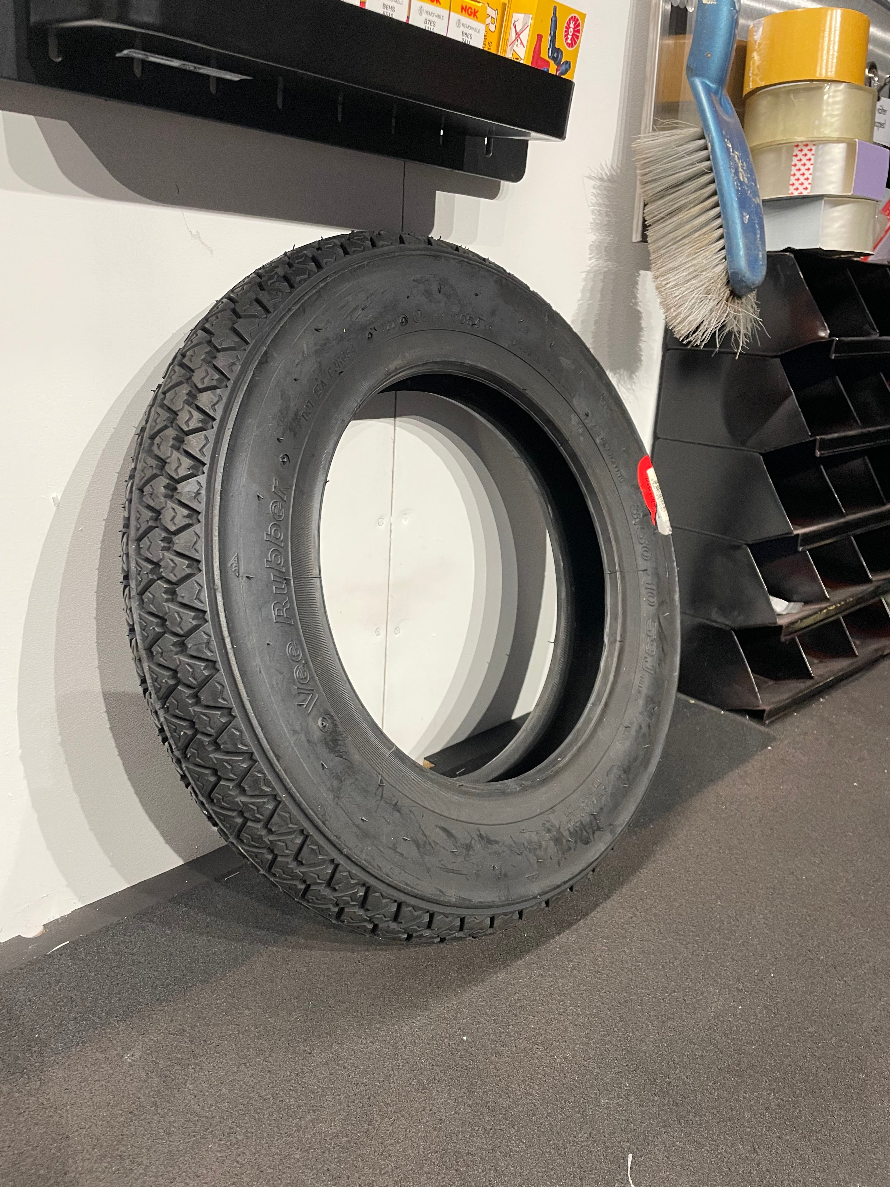 Däck 3.50 x 10 VEE RUBBER VRM054