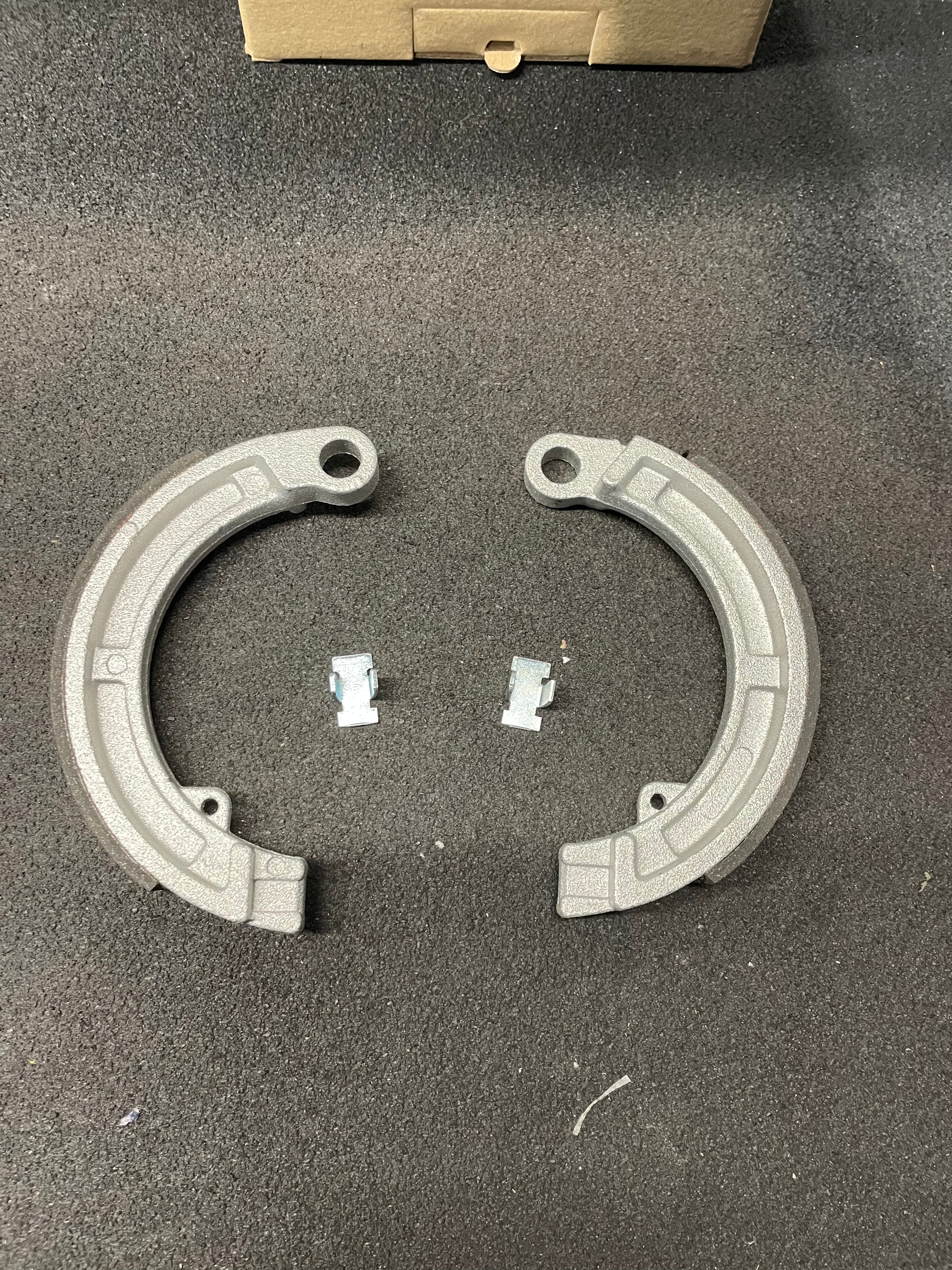 Bromsbackar fram - RMS