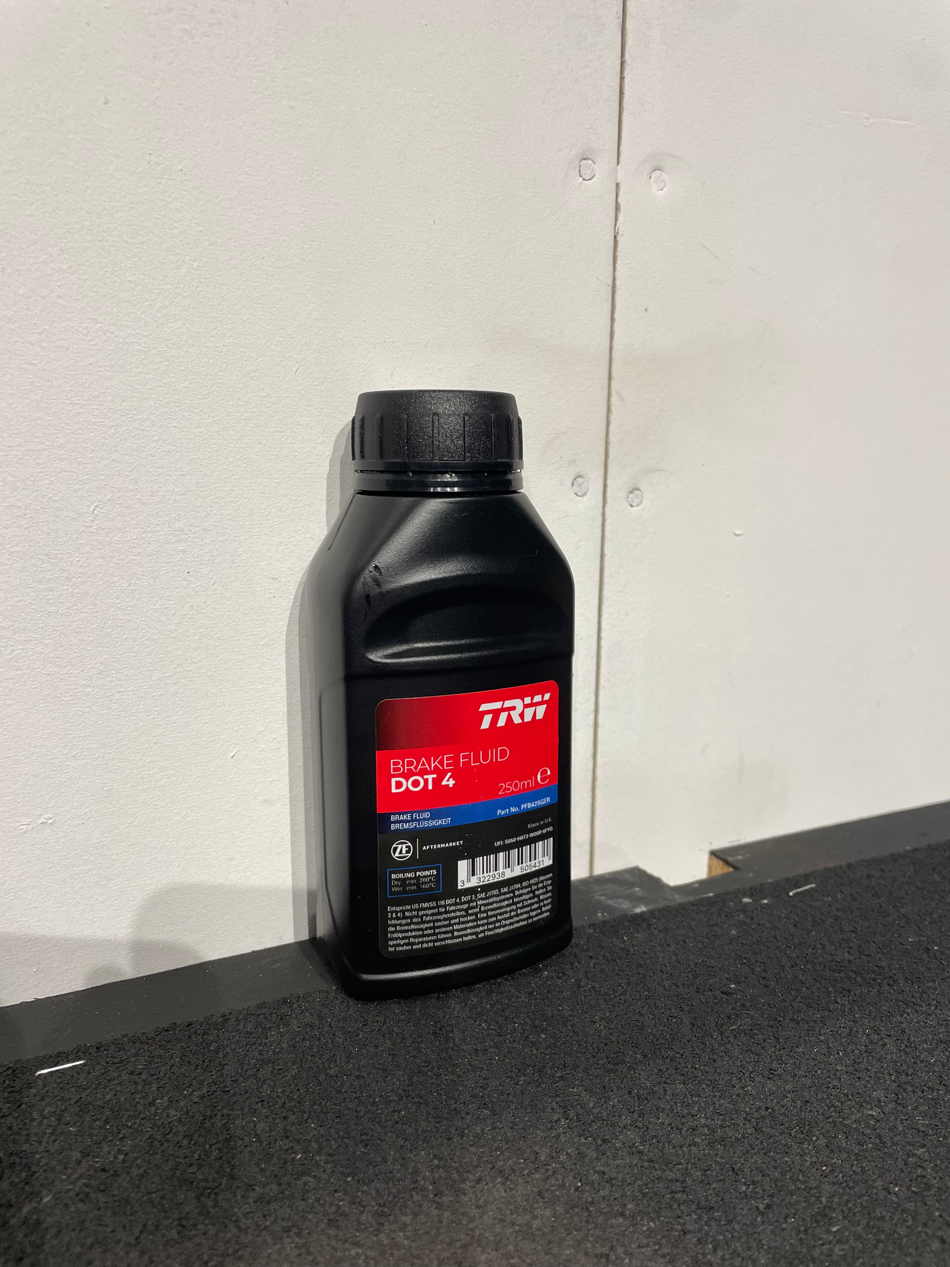 Bromsvätska TRW DOT-4 250ml