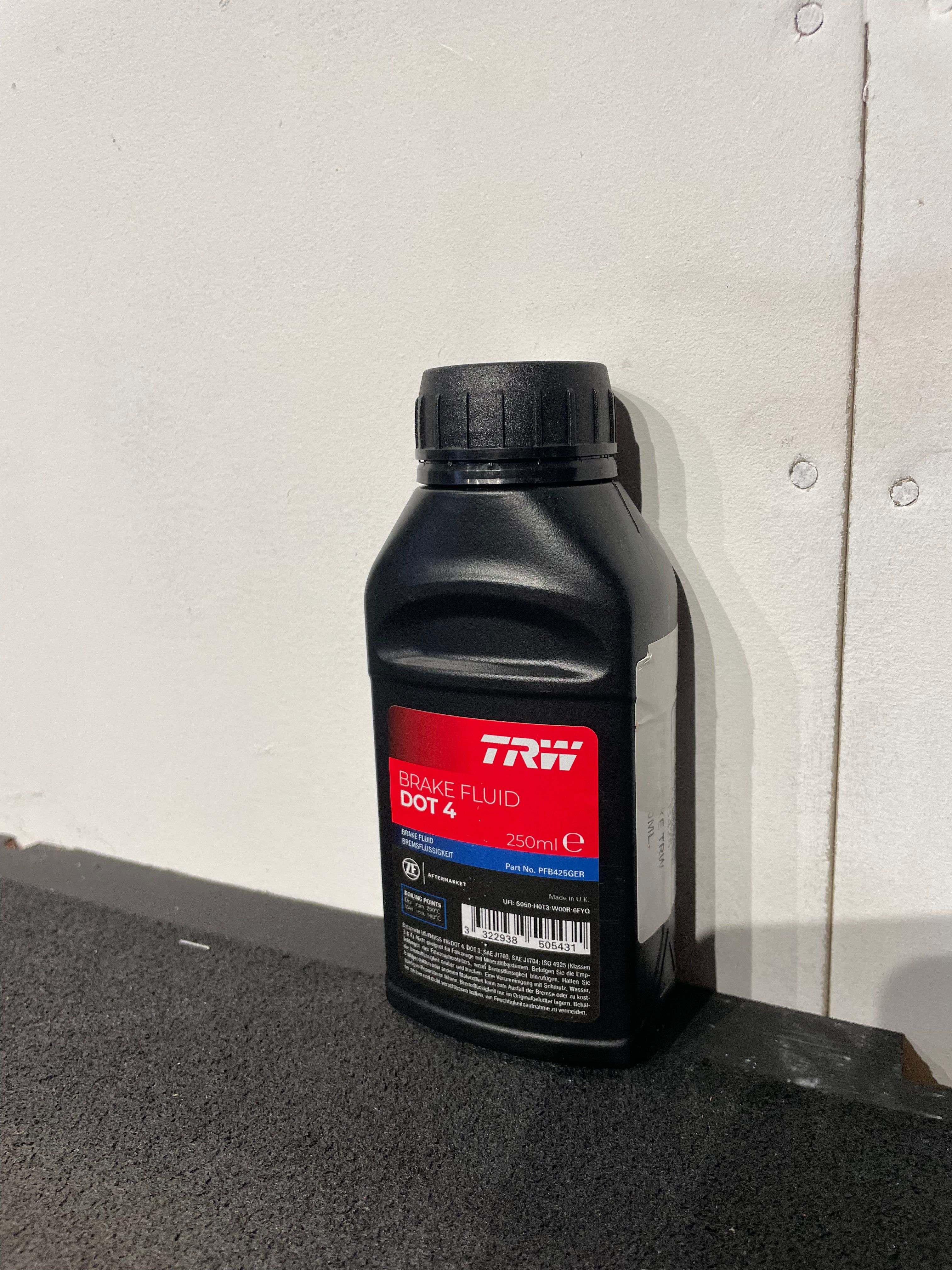 Bromsvätska TRW DOT-4 250ml