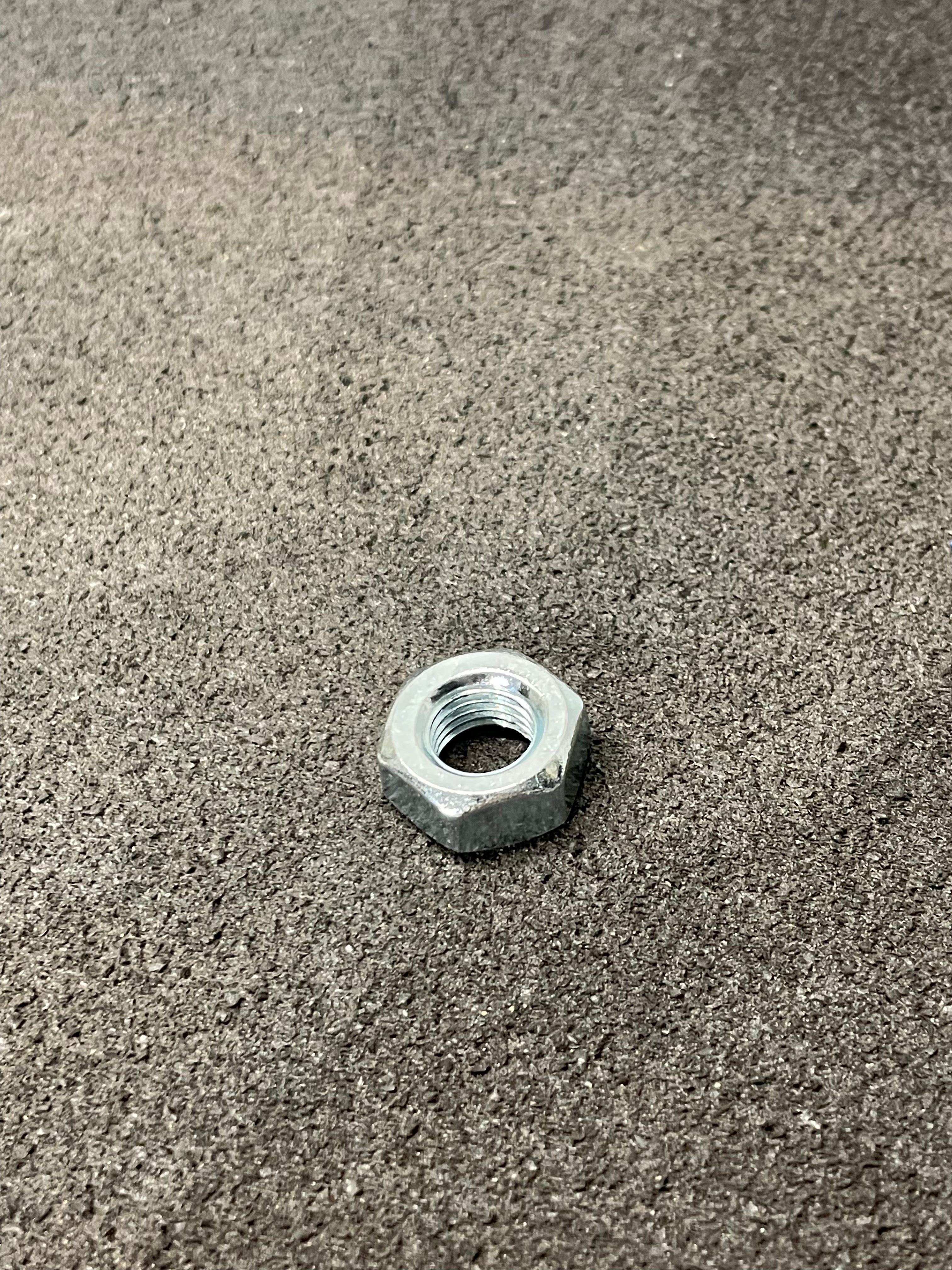 Mutter Stötdämpare