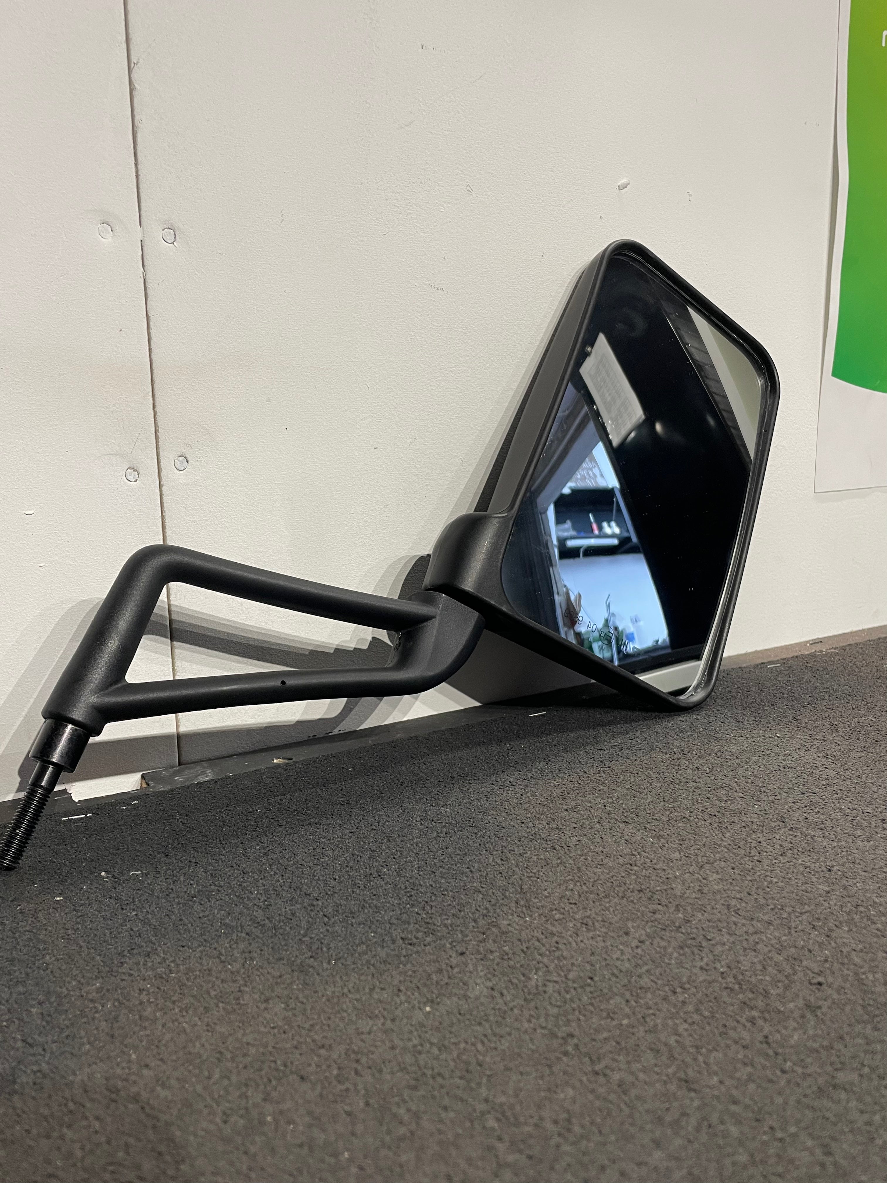 Sidospegel Höger TM - CIF