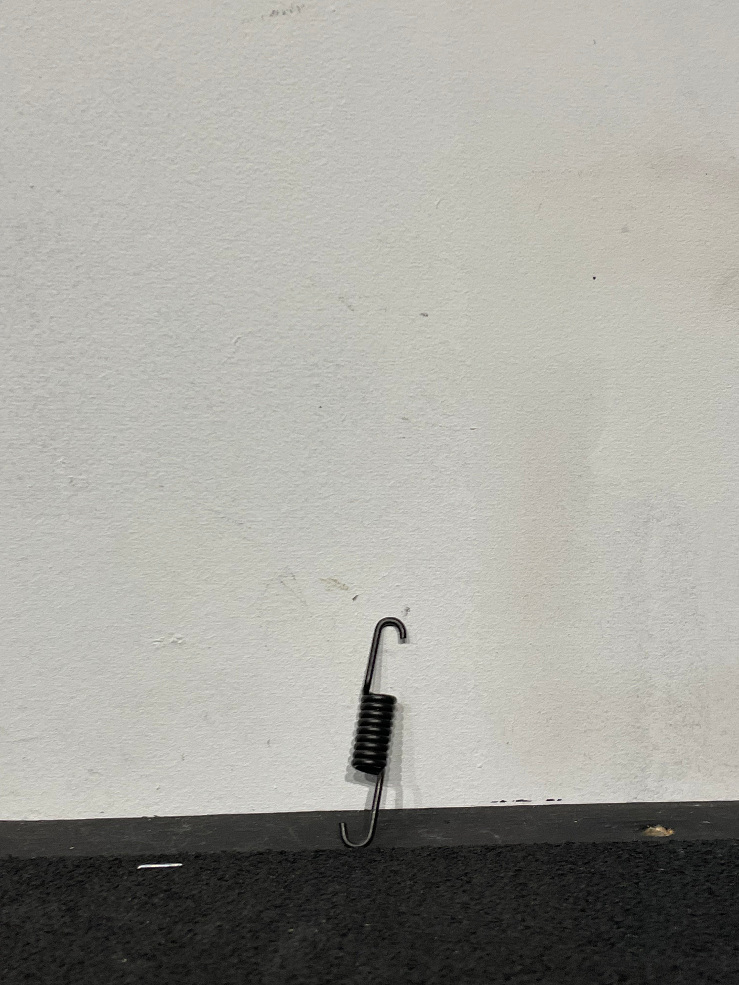 Fjäder För Bakre Bromsbeläg - Övre Ape 50 E2